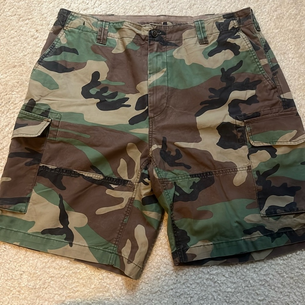 Ralph Lauren Camo Cargo Shorts -Relaxed fit!